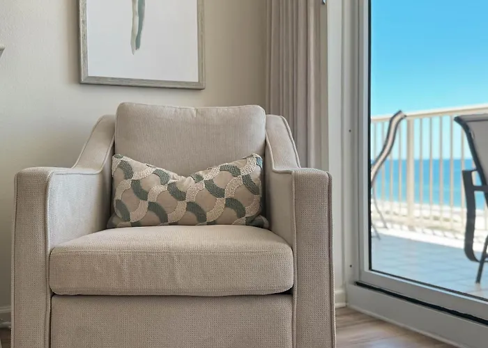 Club B-704 New-completely Updated-built-in Ice Maker-beachfront-resort Apartment *