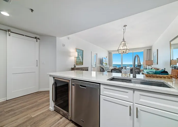 Apartment Club B-704 New-completely Updated-built-in Ice Maker-beachfront-resort
