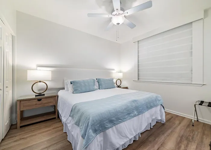 Apartment Club B-704 New-completely Updated-built-in Ice Maker-beachfront-resort *